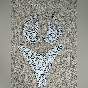 Never worn high leg bikini set from zaful